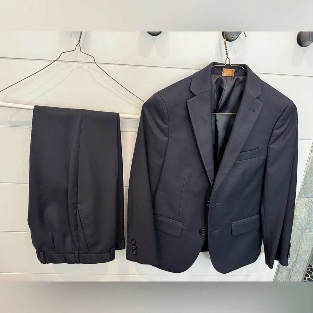 Ralph Lauren Deep Blue Boy’s Suit - Picture 1 of 4